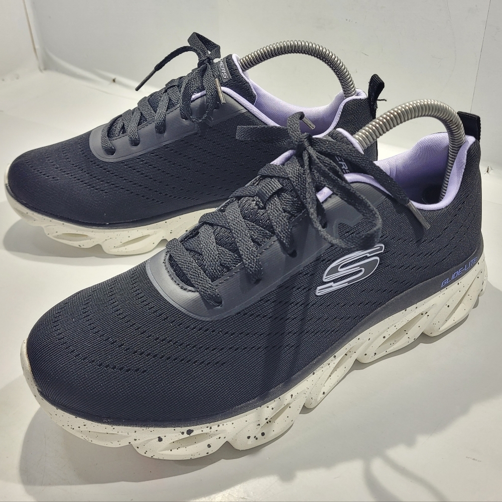 SKECHERS GLIDE-LITE SPORT RUNNING SNEAKER WOMEN'S SIZE 8 BLACK/LAVENDER